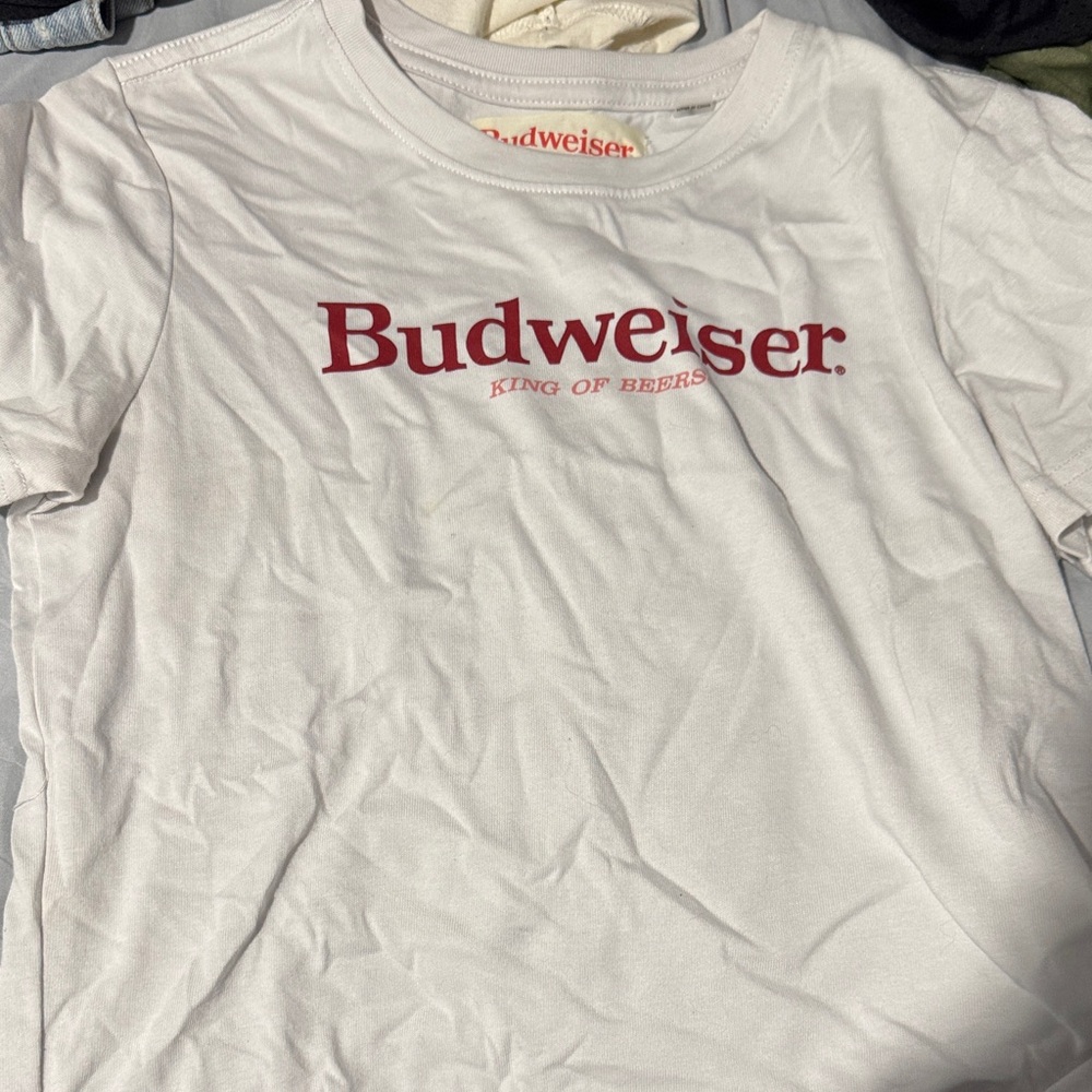 PacSun White and Red Graphic Tee